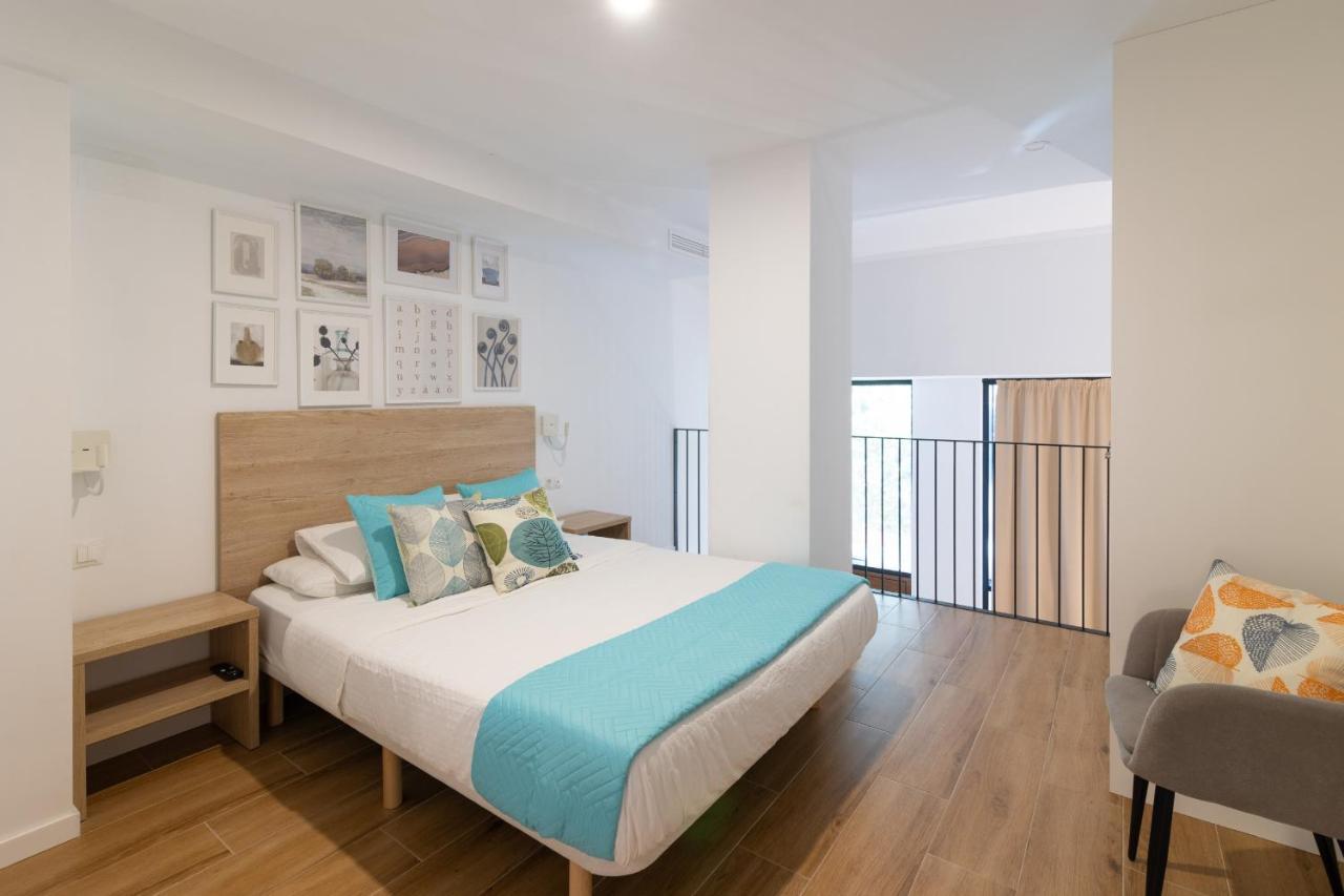 Dormforyou Alameda 12 Apartment Valencia Exterior photo