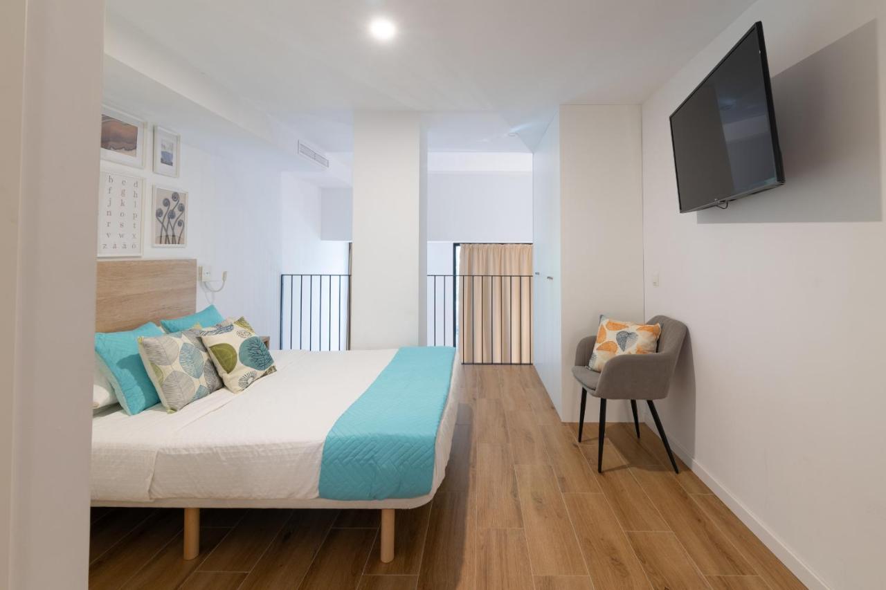 Dormforyou Alameda 12 Apartment Valencia Exterior photo